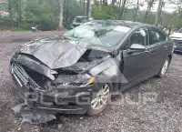 2017 Ford FUSION photo