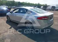 2017 Ford FUSION photo