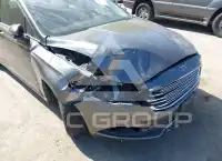 2017 Ford FUSION фото