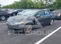 2017 Ford FUSION photo
