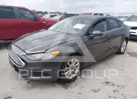 2017 Ford FUSION photo