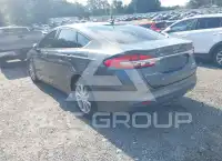 2017 Ford FUSION photo