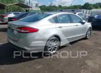 2017 Ford FUSION photo