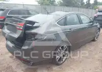 2017 Ford FUSION photo