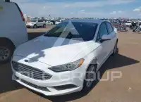 2017 Ford FUSION фото