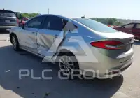 2017 Ford FUSION фото