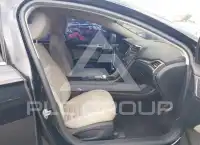 2017 Ford FUSION фото