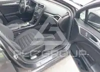2017 Ford FUSION фото