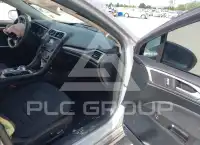 2017 Ford FUSION фото