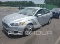 2017 Ford FUSION фото