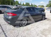 2017 Ford FUSION photo