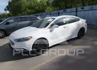 2017 Ford FUSION фото