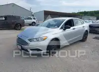 2017 Ford FUSION фото