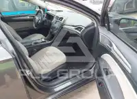 2017 Ford FUSION фото
