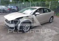 2017 Ford FUSION photo