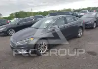 2017 Ford FUSION фото