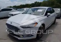2017 Ford FUSION фото
