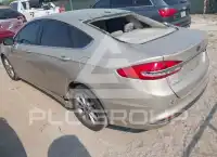 2017 Ford FUSION photo