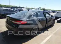 2017 Ford FUSION фото