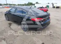 2017 Ford FUSION photo