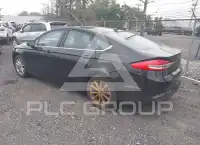 2017 Ford FUSION photo