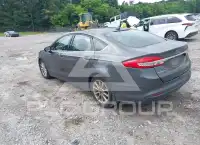 2017 Ford FUSION фото