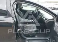 2017 Ford FUSION photo