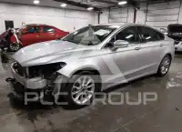 2017 Ford FUSION фото