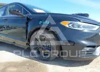2017 Ford FUSION фото