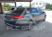 2017 Ford FUSION фото