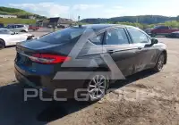 2017 Ford FUSION photo
