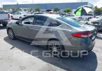 2017 Ford FUSION photo