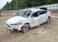 2017 Ford FUSION photo