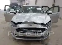 2017 Ford FUSION photo