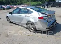 2017 Ford FUSION фото