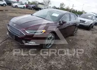 2017 Ford FUSION фото