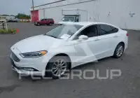 2017 Ford FUSION фото