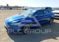 2017 Ford FUSION фото
