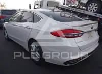 2017 Ford FUSION фото