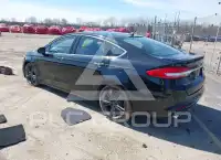2017 Ford FUSION фото
