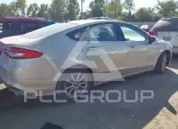 2017 Ford FUSION фото