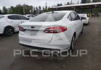 2017 Ford FUSION photo