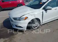 2017 Ford FUSION фото