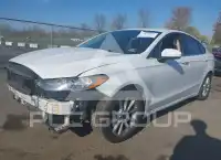 2017 Ford FUSION фото