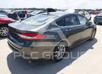 2017 Ford FUSION фото