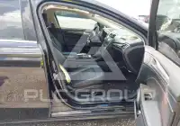 2017 Ford FUSION фото