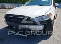 2017 Ford FUSION photo