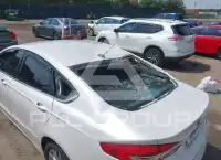 2017 Ford FUSION фото