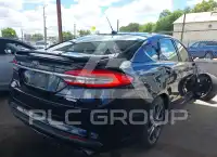 2017 Ford FUSION фото