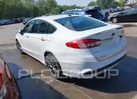 2017 Ford FUSION photo